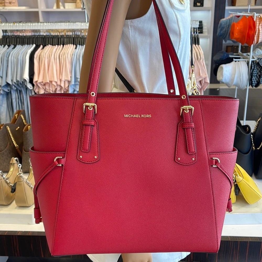 Michael Kors Voyager Small Saffiano Leather Tote Bag Style# 30H1GV6T4T NWT